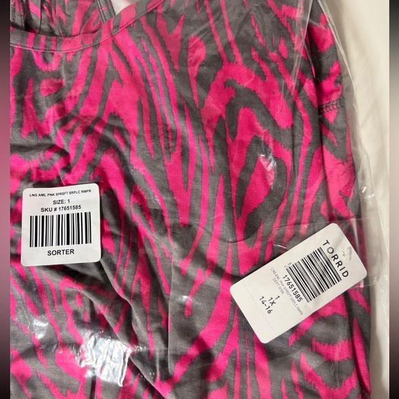 NEW TORRID SUPER SOFT ELASTIC WAIST LOUNGE ROMPER SIZE 00,0X,1X and 3X - Picture 9 of 9